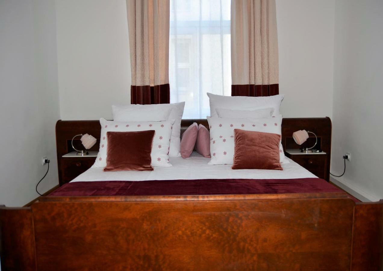 Castle View Boutique Apartment Krakow Luaran gambar